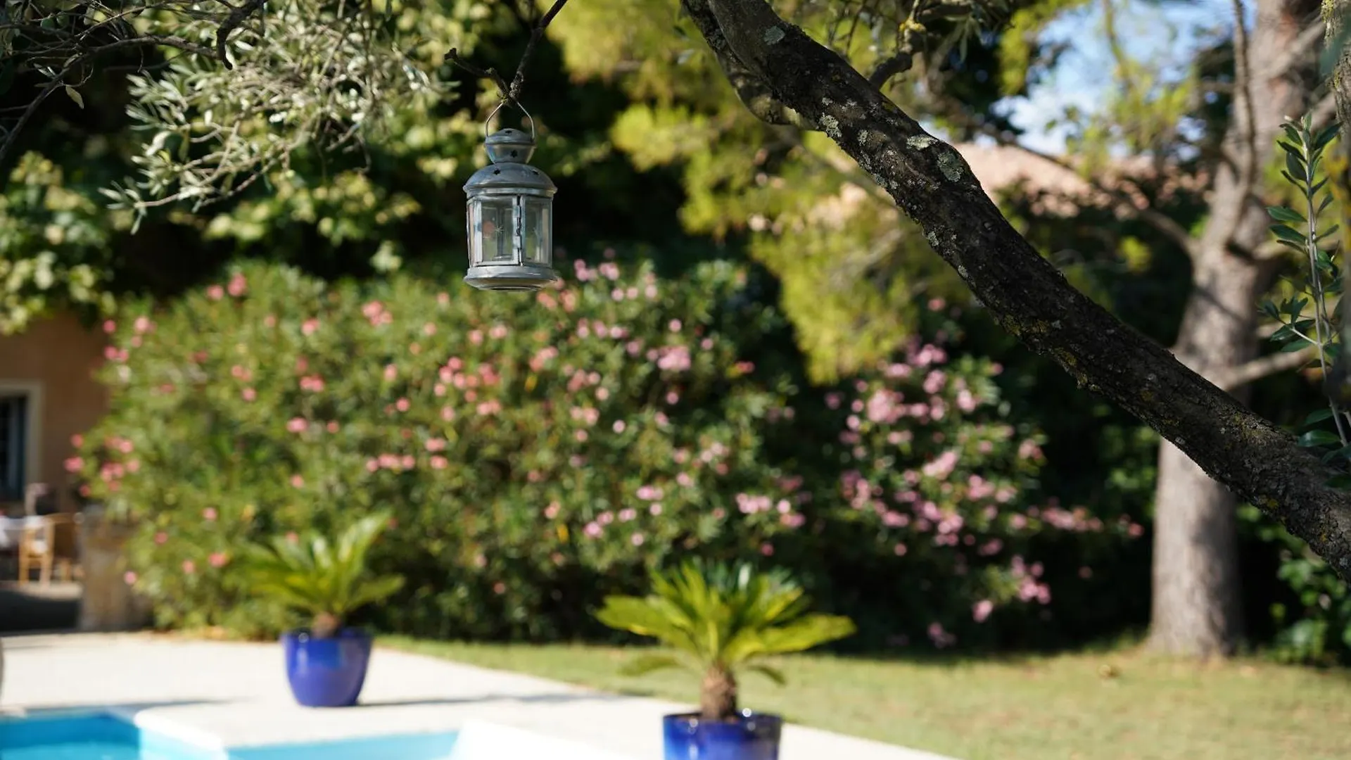 Le Mas Des Vignes Rochegude  Holiday home Rochegude (Drome)