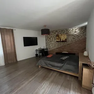 Couette-café Parentale Privée De Standing, Rochegude (Drome)